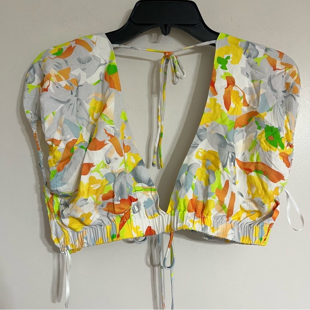 Women's Hello Molly Clouded Crop‎ Top Floral Print Size Medium - Picture 4 of 8